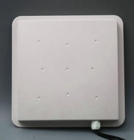 Lexues inteligjent i etiketave të veshit 2.4G RFID për shtëpi-shkollë për gjedhë dhe dele Lexues pozicionimi aktiv i etiketës së veshit për blegtorinë