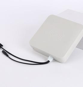 Lexues aktiv RFID 2.45 GHz 2.4G Stacioni bazë 4G Gateway për automjetet elektrike për shtëpi dhe komunikim shtëpi-shkollë